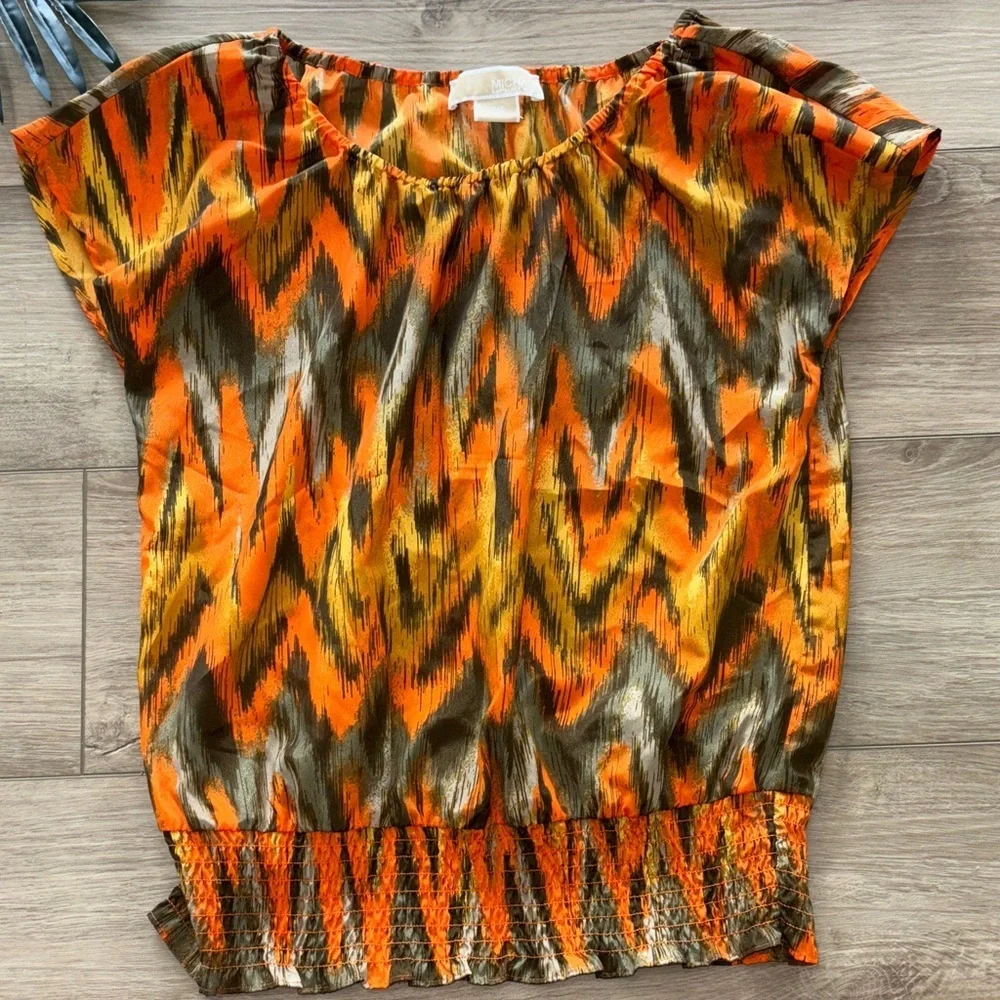 Michael Kors women's short-sleeve orange ikat print blouse with a smocked waist